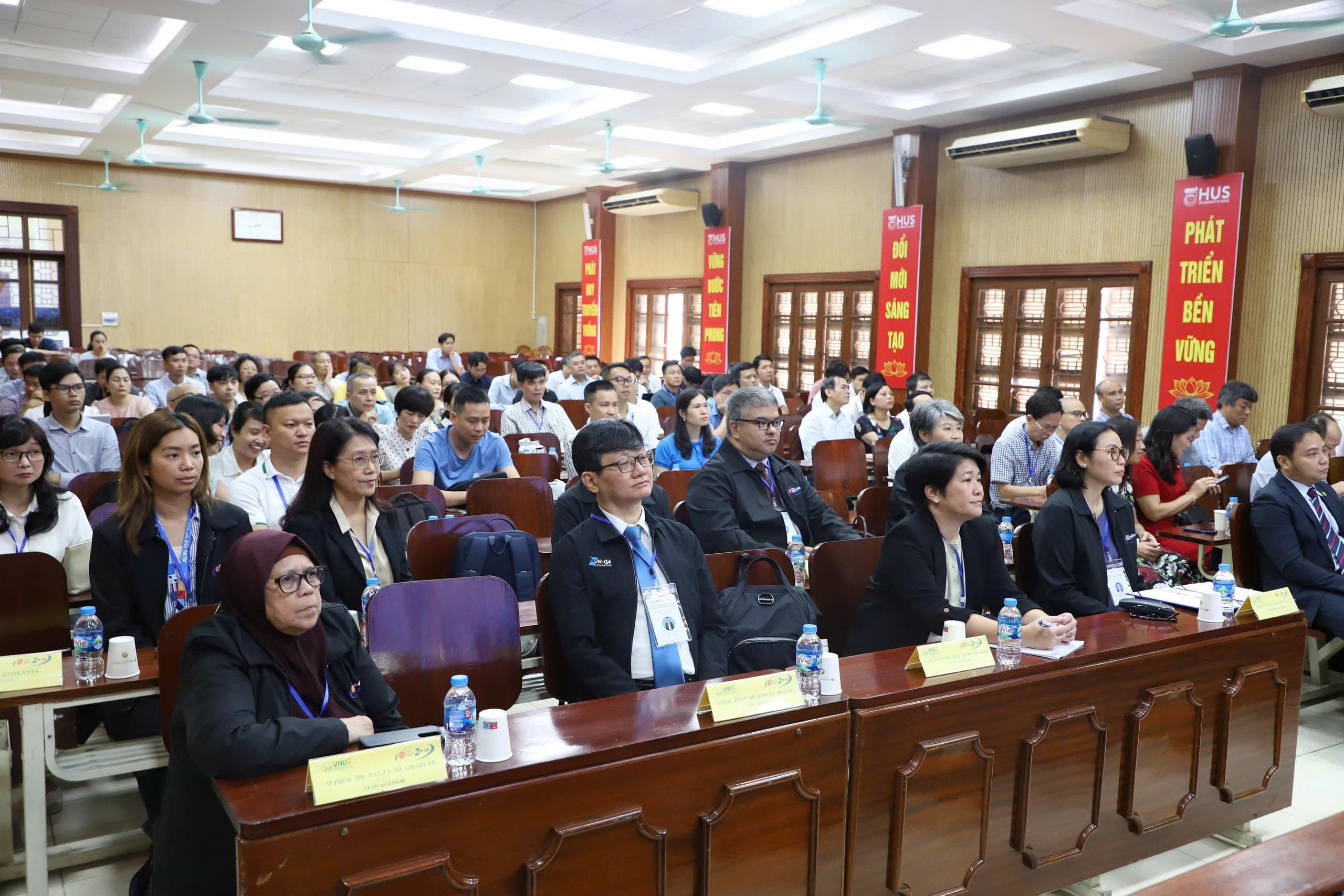 Đoàn AUN trong Lễ khai mạc