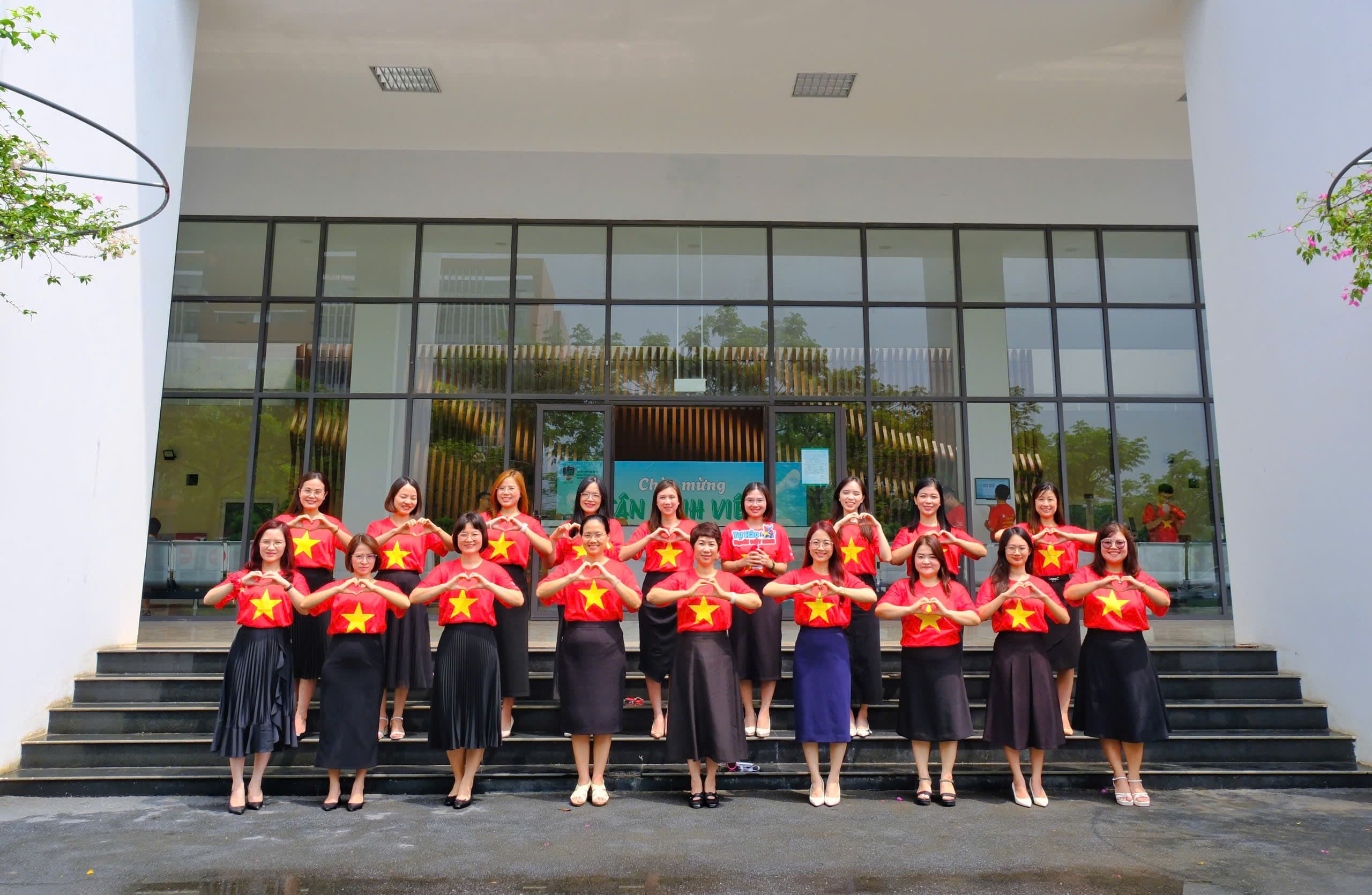 CHÚC MỪNG NGÀY PHỤ NỮ VIỆT NAM 2010
